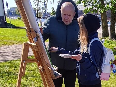Plenērs kopā ar mākslinieku  A.Naumovu