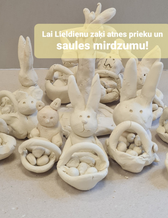 Priecīgus un mīlestības bagātus svētkus!